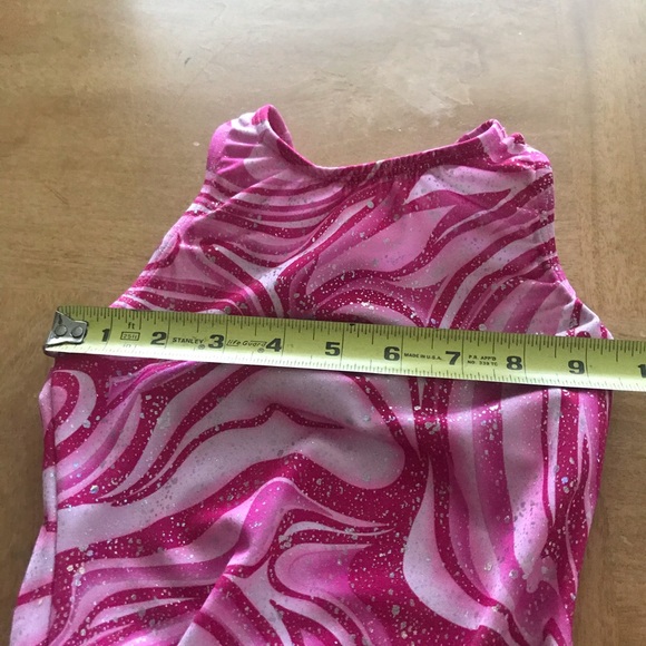 Snowflake Designs Child Medium Leotard Raspberry - Picture 6 of 6